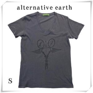 ALTERNATIVE earth Laura Flook Logo Print Organic Cotton T-Shirt in Gray Size S